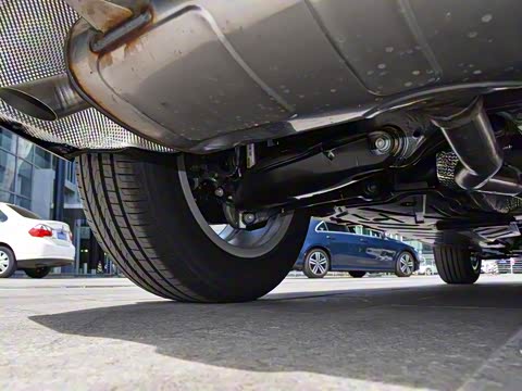 2020�� GLC 260 L 4MATIC ������