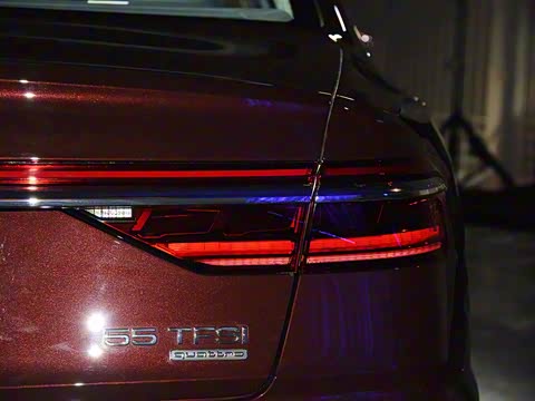 2018�� A8L 55 TFSI quattro�����