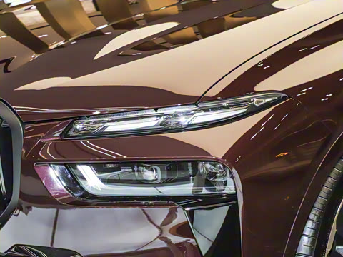 2024�� xDrive40i ������M�˶���װ