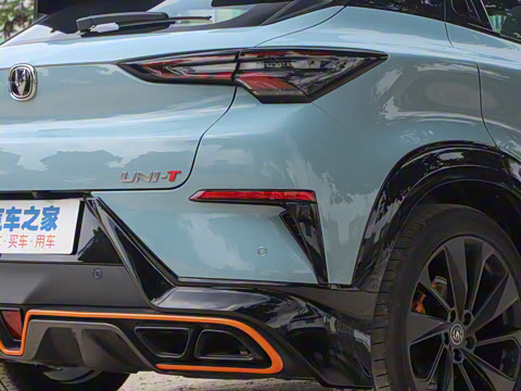 2022�� 2.0T �˶��� �캽��