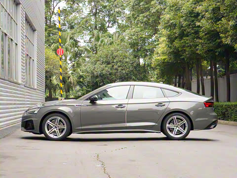 2025�� Sportback ��ذ� 40 TFSI ʱ�ж�����