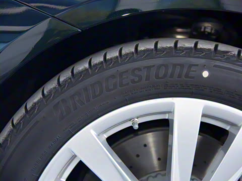 2022�� �Ŀ� S 400 L ������