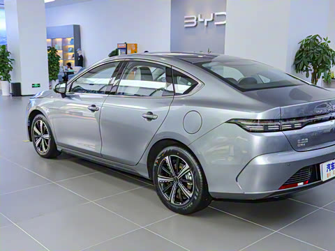 2022�� DM-i 55KM ������