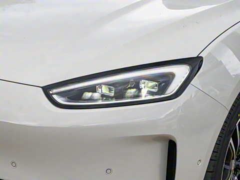 2025�� ����  Ultra ������