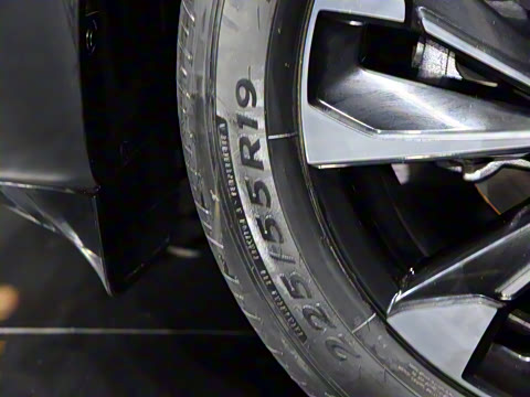 2023�� 2.5L ���а�