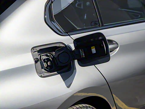 2024�� eDrive 40 L ��ҹ��װ