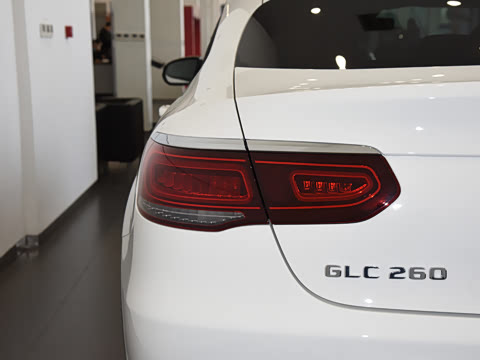 2021�� GLC 260 4MATIC ����SUV