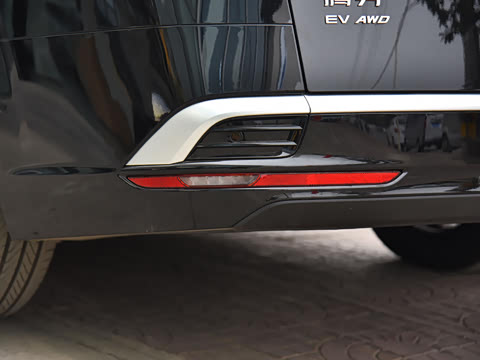 2022�� EV 600 �����콢��