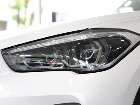 2021�� xDrive30Le ������