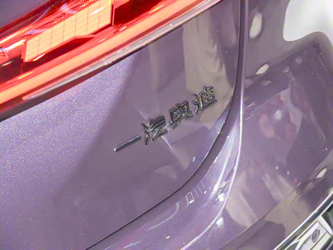 2026�� 2.0T �˶��� quattro