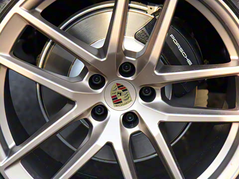 2022�� Macan 2.0T