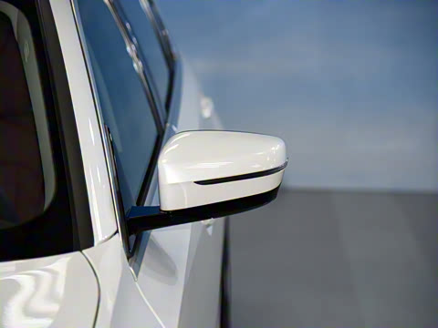 2022�� eDrive 35 L