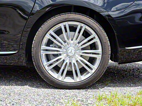 2025�� �Ŀ� S 580 4MATIC