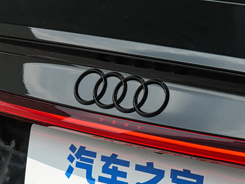 2025�� RS 7 4.0T Sportback performance