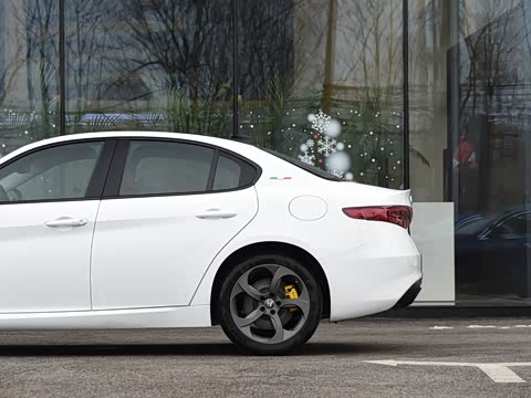 2020�� 2.0T 280HP ������