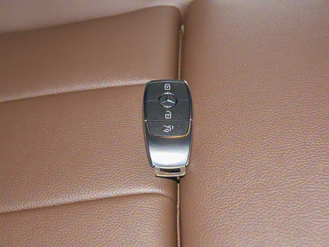 2023�� GLB 220 ʱ����