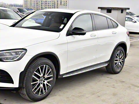 2022�� �Ŀ� GLC 300 4MATIC ����SUV