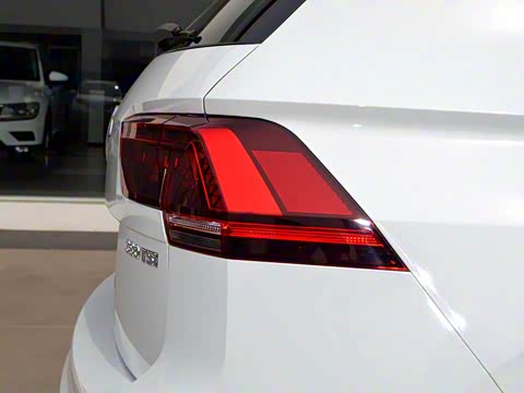 2018�� 380TSI ����R-Line