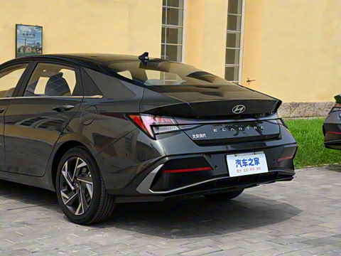 2023��  1.5L CVT TOP�콢��