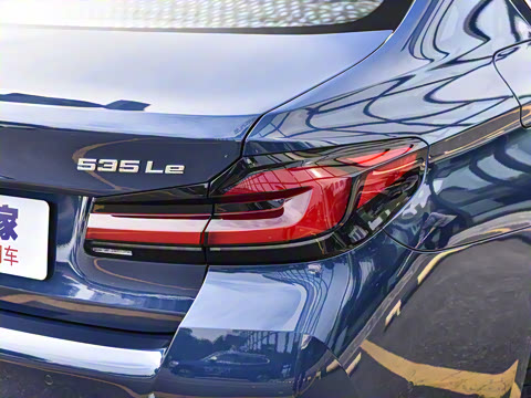 2022�� �Ŀ� 535Le M�˶���װ