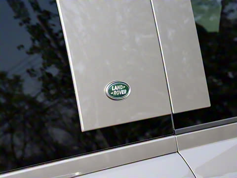 2023�� 110 3.0T P400 X-DYNAMIC HSE