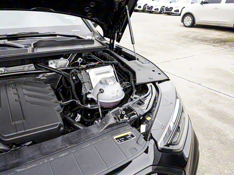 2025�� quattro 45�����ذ� 40 TFSI ʱ����