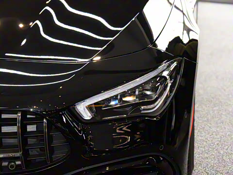 2022�� AMG CLA 45 4MATIC+