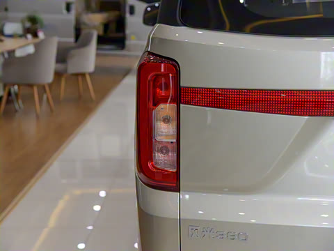 2022�� 1.5L �����Ϳͳ�(�ְ嵯��)7��