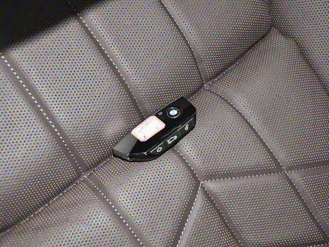 2023�� xDrive60L M�˶���װ