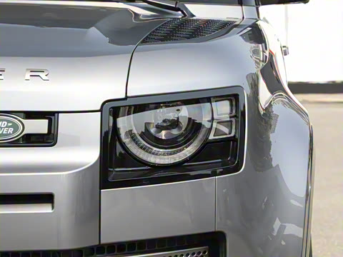 2023�� 110 3.0T P400 X-DYNAMIC HSE