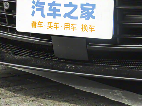 2025�� 4.0T V8 Coupe