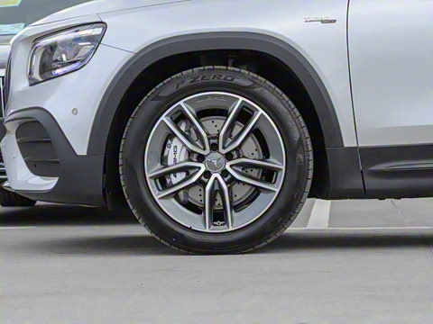 2022�� AMG GLB 35 4MATIC