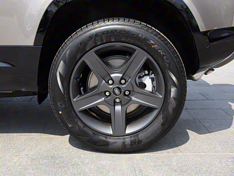 2023�� 110 3.0T P400 X-DYNAMIC HSE