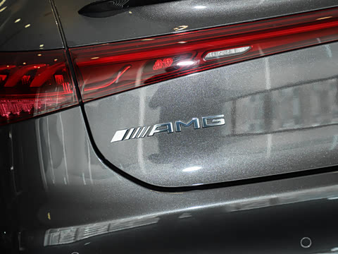 2022�� AMG EQS 53 4MATIC+