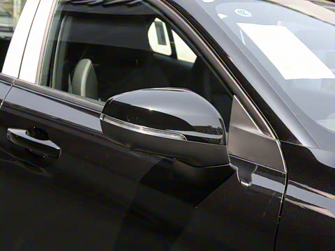 2022�� 2.0TD Plus