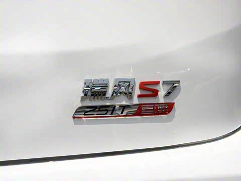 2018�� �˶��� 1.5T �Զ������� 7��