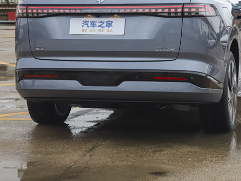 2025�� 210Ultra���Ȱ� 6��