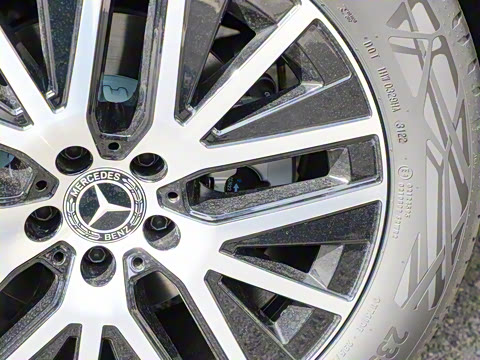 2023�� GLC 260 4MATIC ����SUV