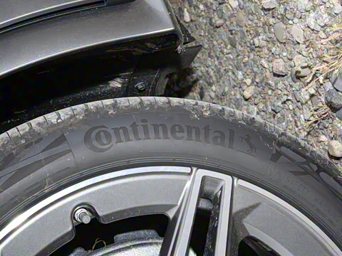 2022�� �Ŀ� CLA 200 ���ܳ�