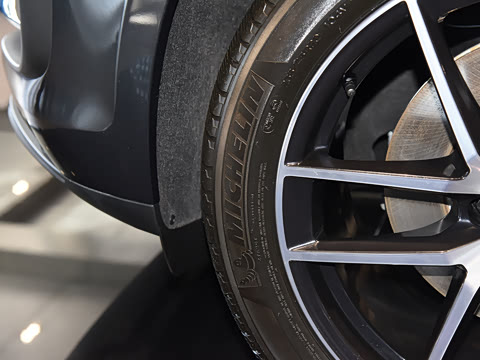 2022�� Macan 2.0T