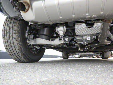 2023�� 110 3.0T P400 X-DYNAMIC HSE