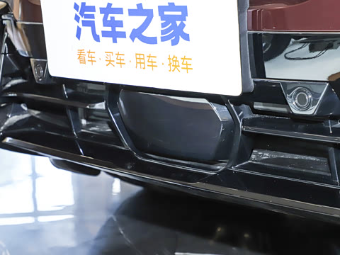 2024�� xDrive40i ������M�˶���װ