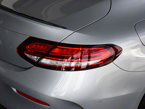 2022�� �Ŀ� C 260 ���ܳ�