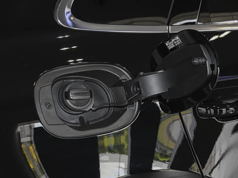 2025�� Macan 2.0T ���ΰ�