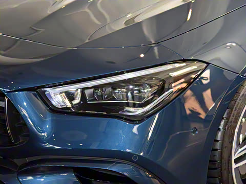 2022�� AMG CLA 45 4MATIC+