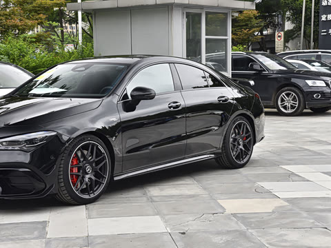 2025�� AMG CLA 45 S 4MATIC+