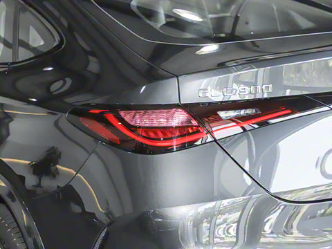 2025�� �Ŀ� GLC 300 4MATIC ����SUV