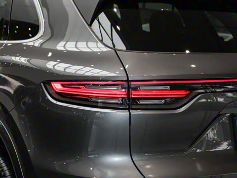 2023�� Cayenne S 2.9T