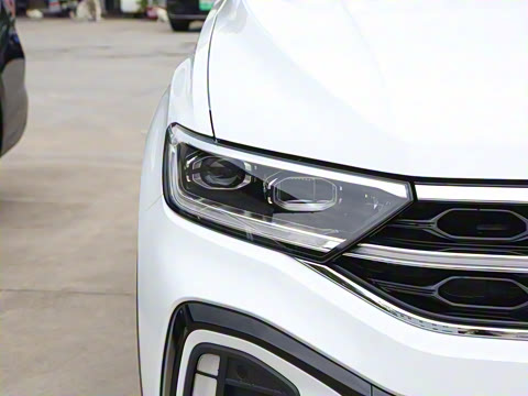 2025�� �Ŀ�� 300TSI DSG���������