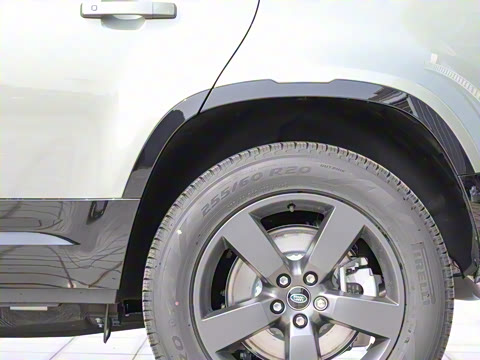 2023�� 110 3.0T P400 X-DYNAMIC HSE